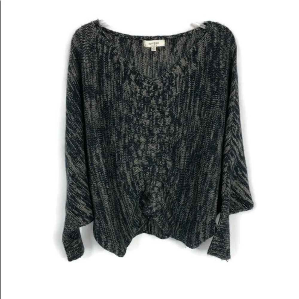 UMGEE SWEATER M‎